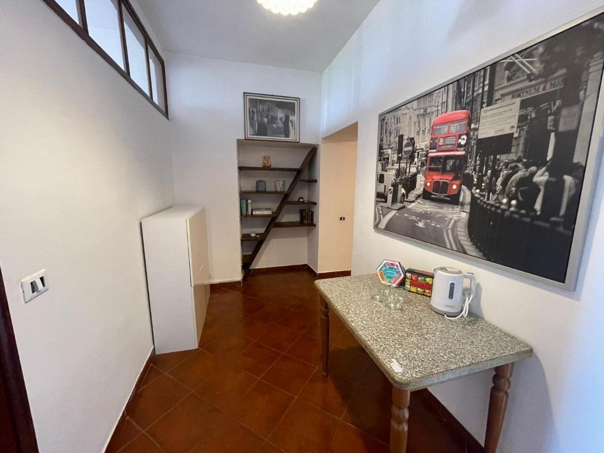 Casa Lella Apartment ร็อกกา ดิ ปาปา ภายนอก รูปภาพ